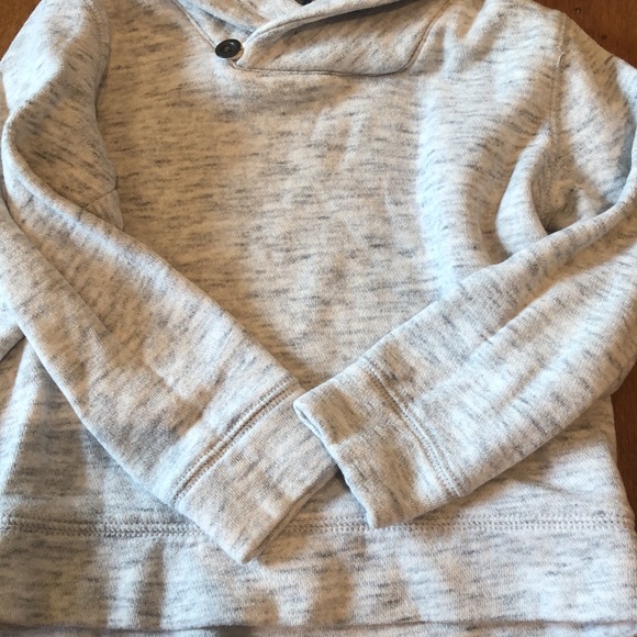Size 5 pullover sweatshirt - Picture 3 of 4